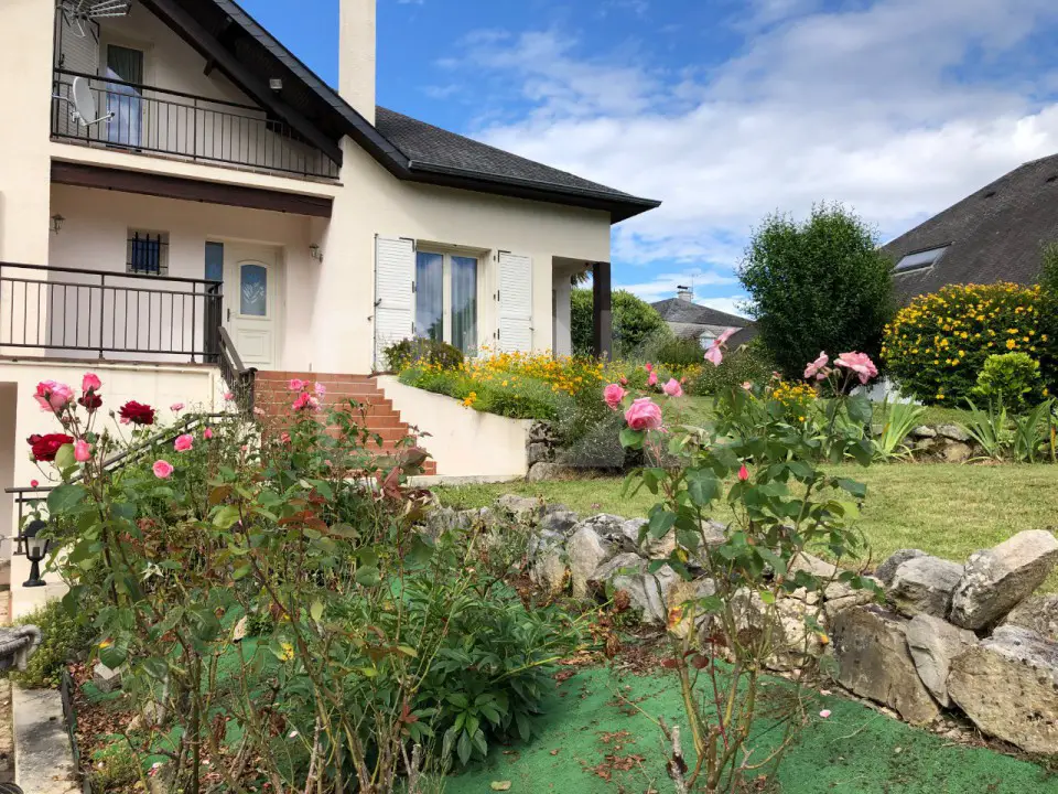 Vente maison 6 pièces 180 m2