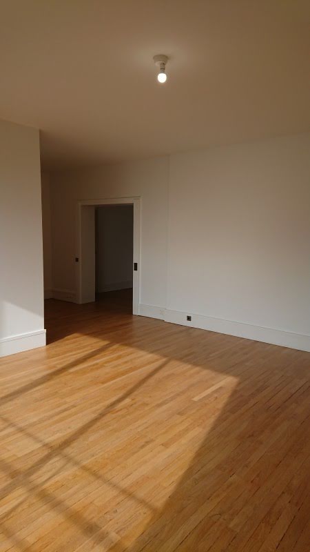 Location appartement 4 pièces 127 m2