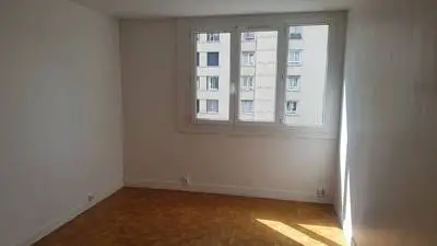 Location appartement 4 pièces 75 m2