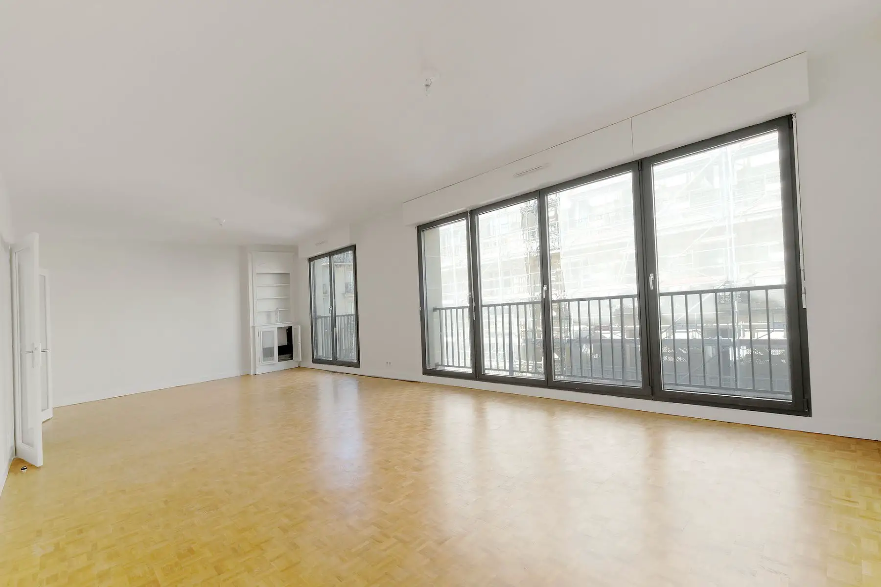 Location appartement 5 pièces 130 m2