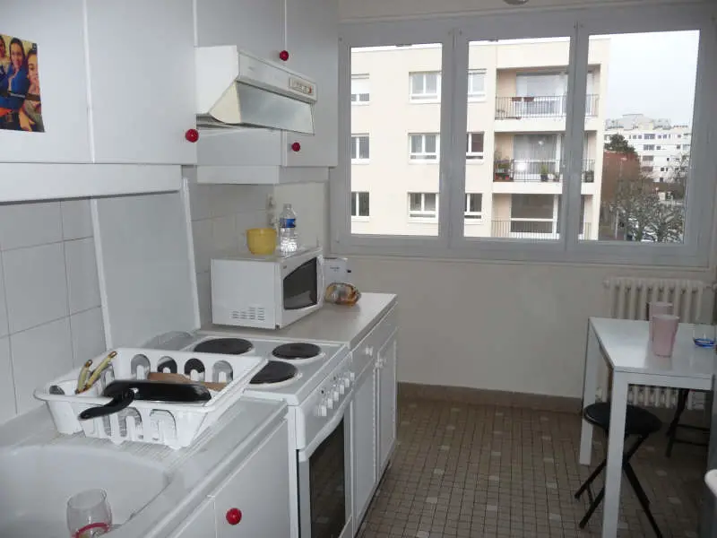 Location appartement 4 pièces 72 m2
