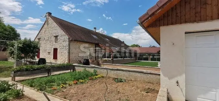 Vente maison 9 pièces 250 m2