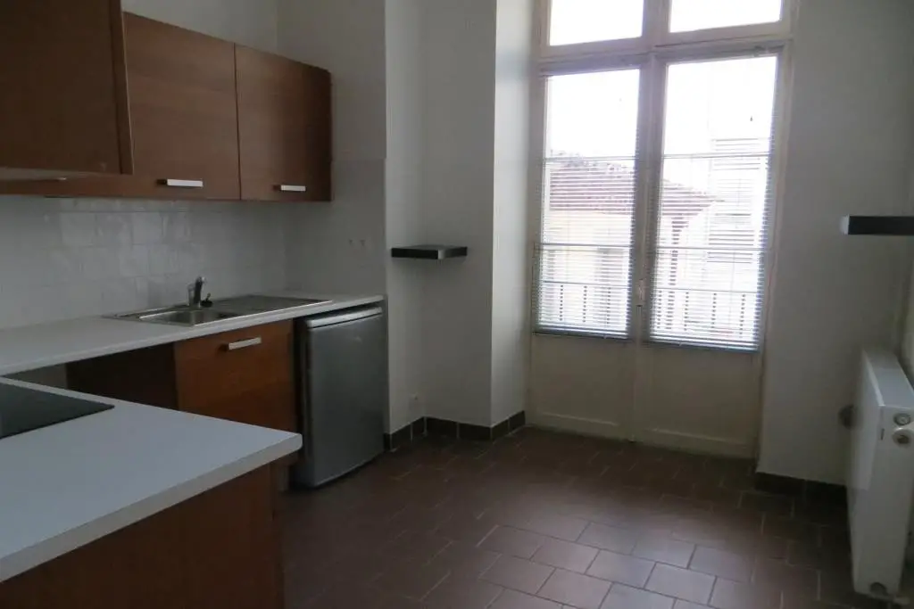 Location appartement 2 pièces 60 m2