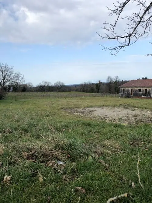 Vente terrain à bâtir 1 589 m2