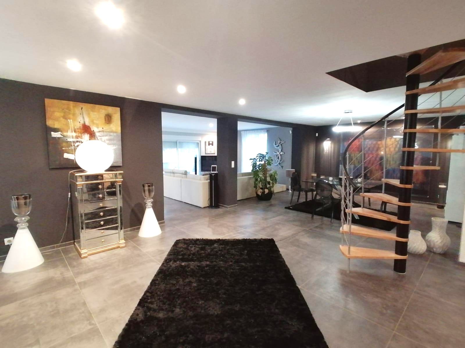 Vente maison 6 pièces 186,9 m2