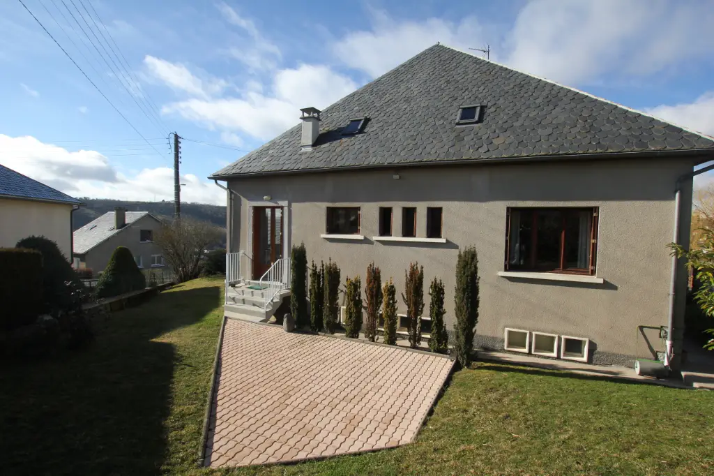 Vente maison 6 pièces 177 m2