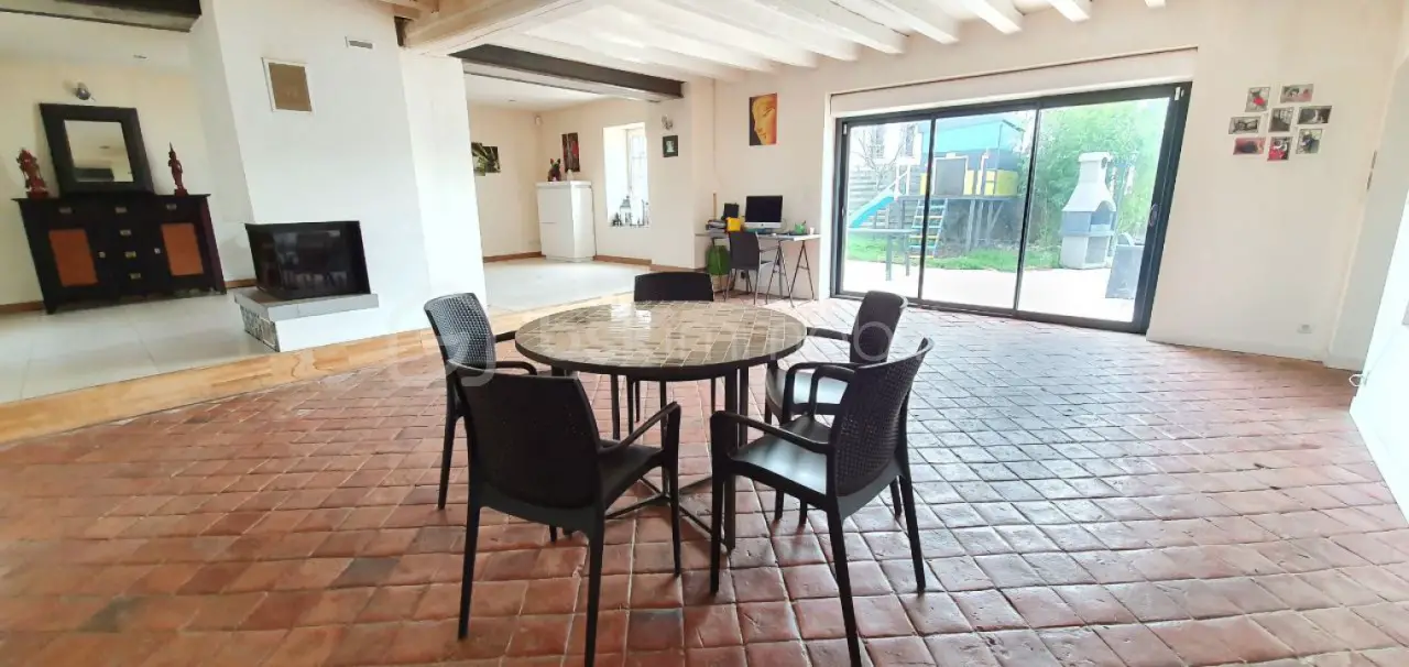 Vente maison 9 pièces 265 m2