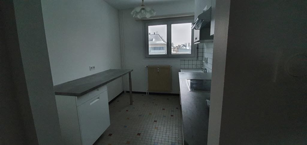 Location appartement 4 pièces 84 m2