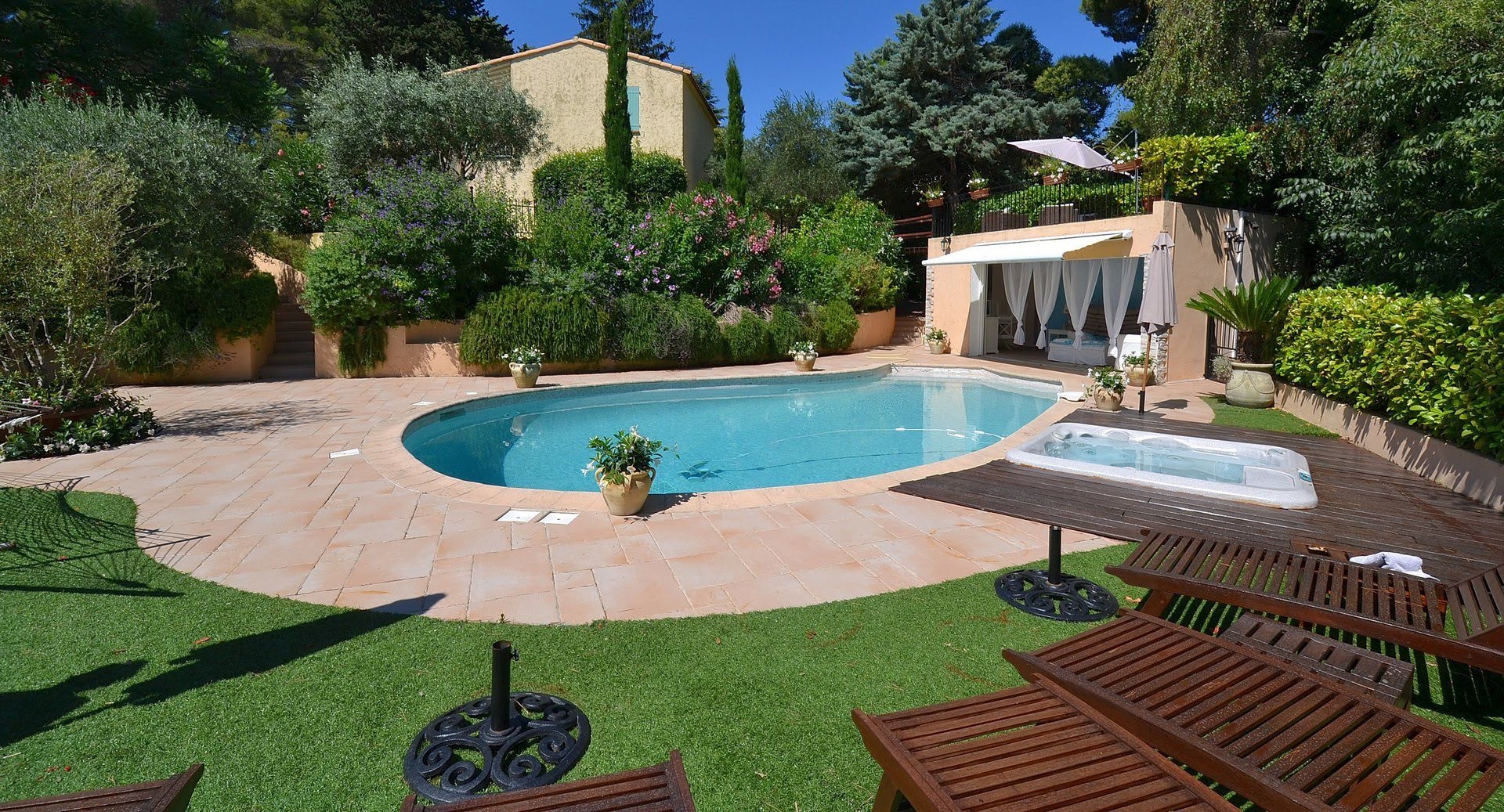 Location villa meublée 8 pièces 212,49 m2