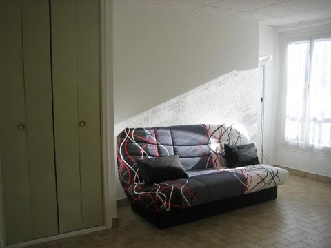 Location studio meublé 27,03 m2