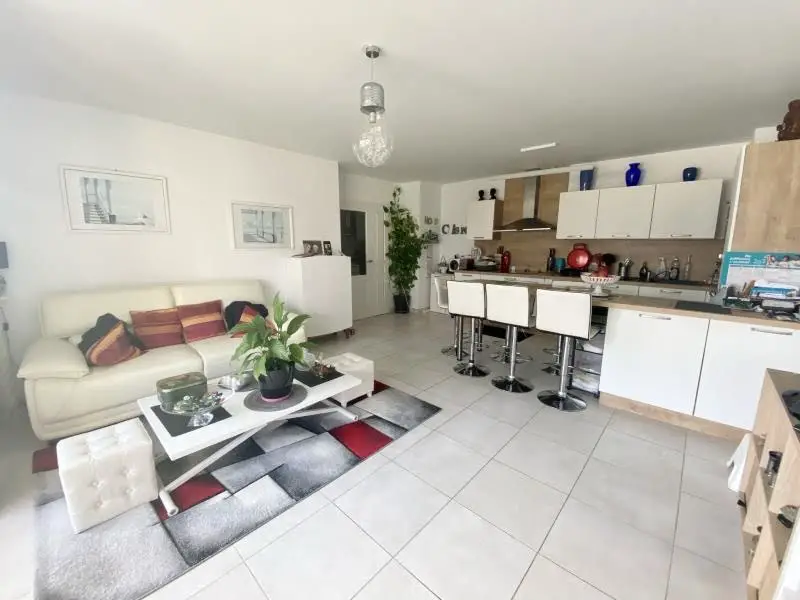 Vente appartement 3 pièces 64 m2