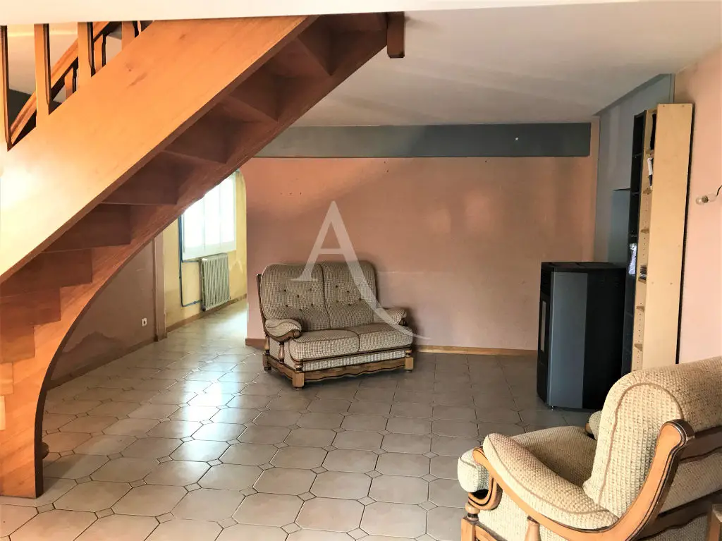 Vente maison 6 pièces 178 m2