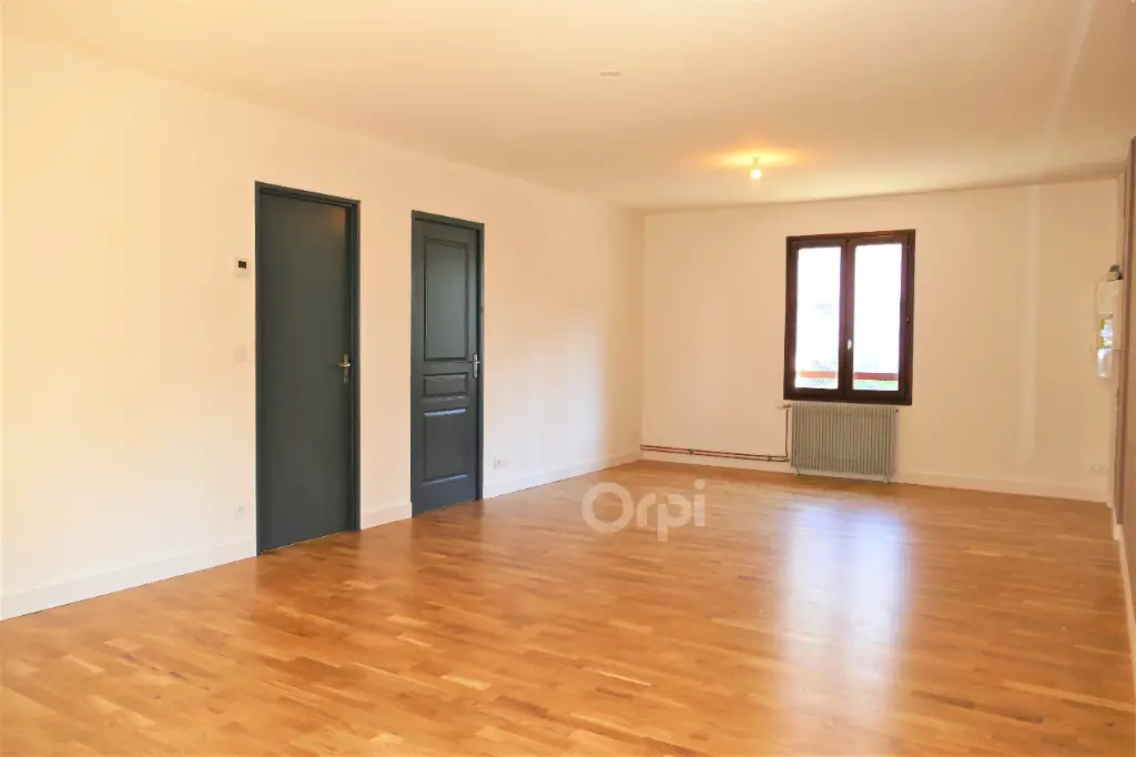 Location appartement 4 pièces 89,04 m2