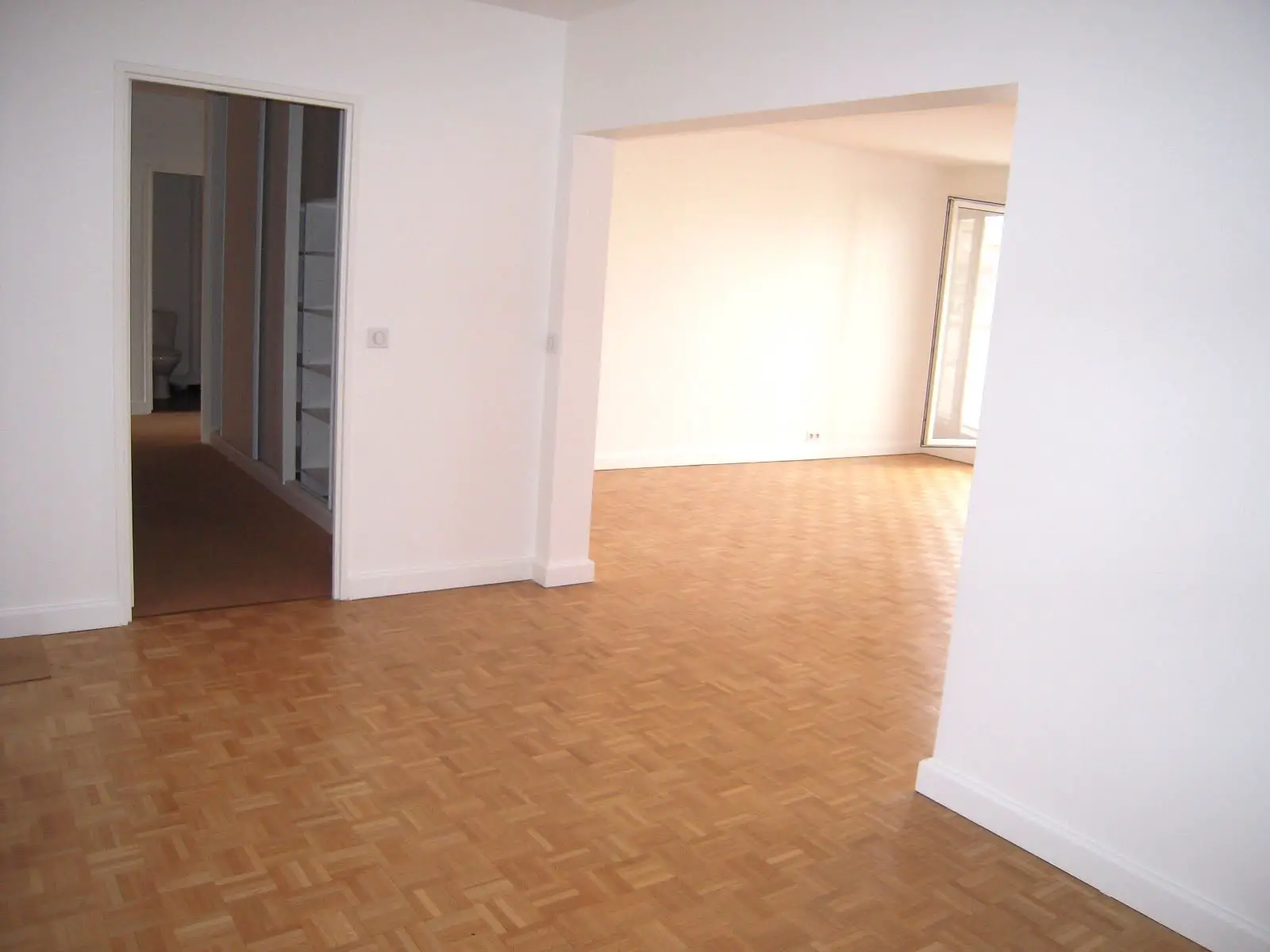 Location appartement 4 pièces 126 m2