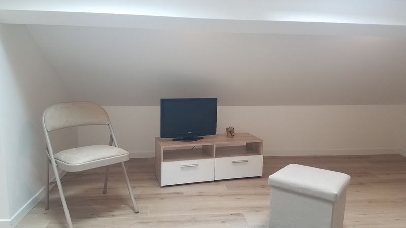 Location studio meublé 28 m2