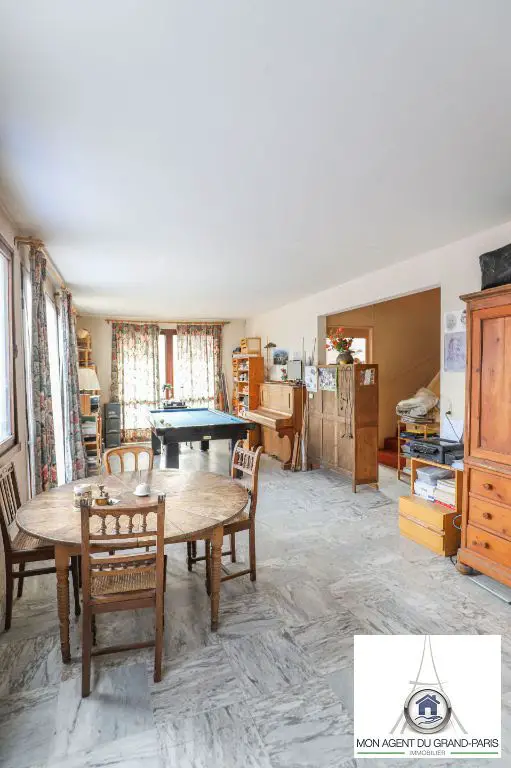 Vente maison 10 pièces 240 m2