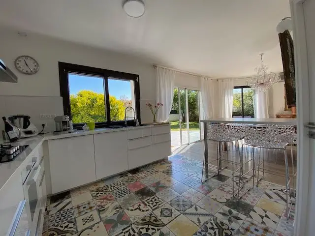 Vente maison 6 pièces 220 m2