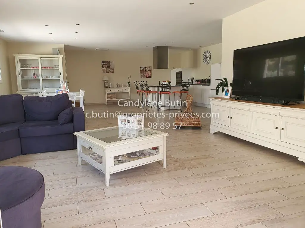 Vente villa 5 pièces 146,3 m2