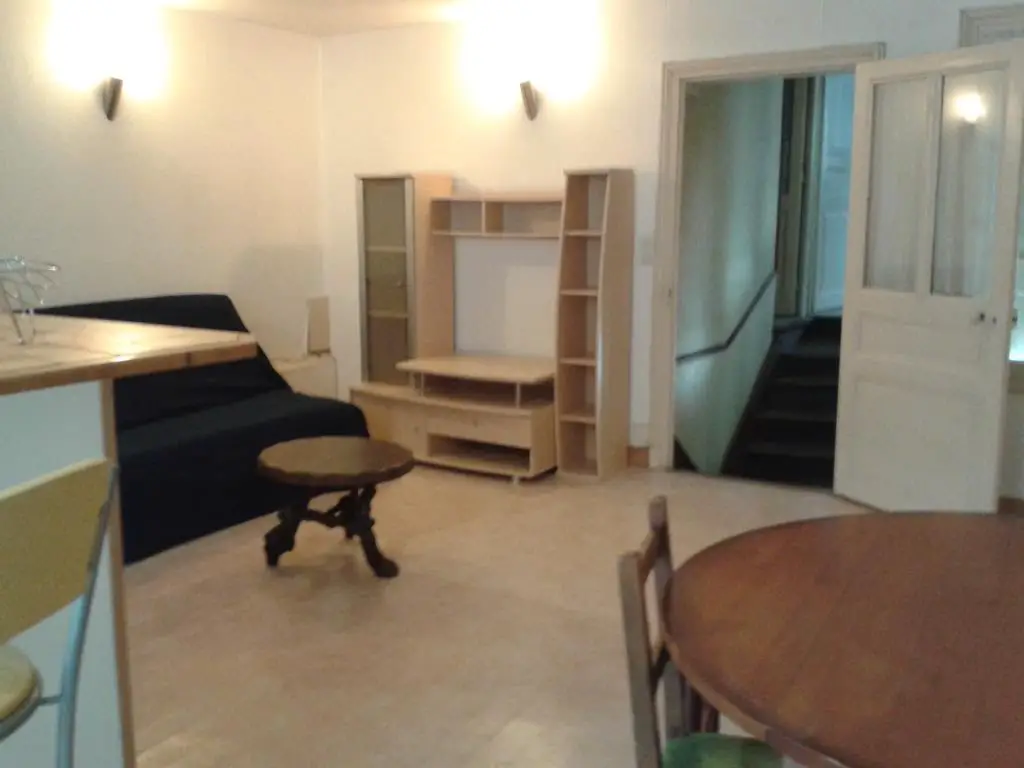 Location appartement meublé 2 pièces 60 m2