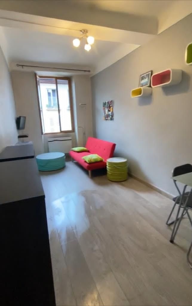 Location appartement meublé 3 pièces 50 m2