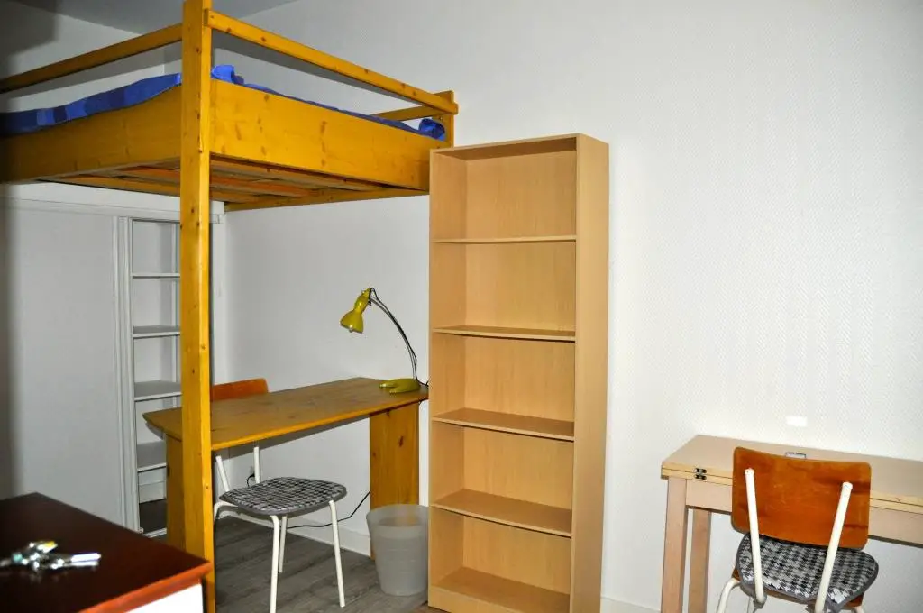 Location studio meublé 15 m2