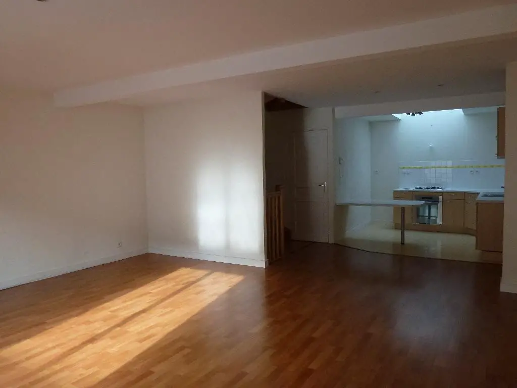 Location appartement 2 pièces 70 m2