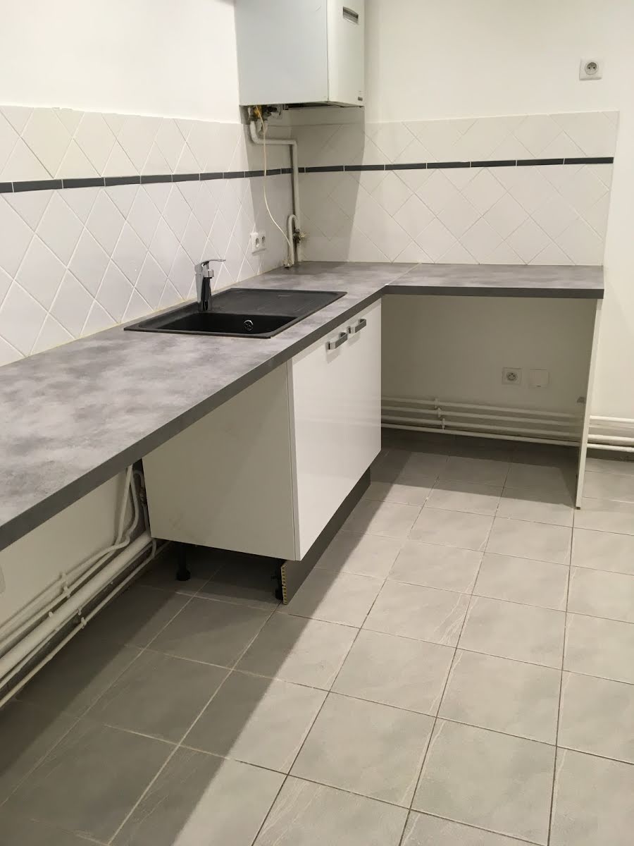 Location appartement 5 pièces 147 m2