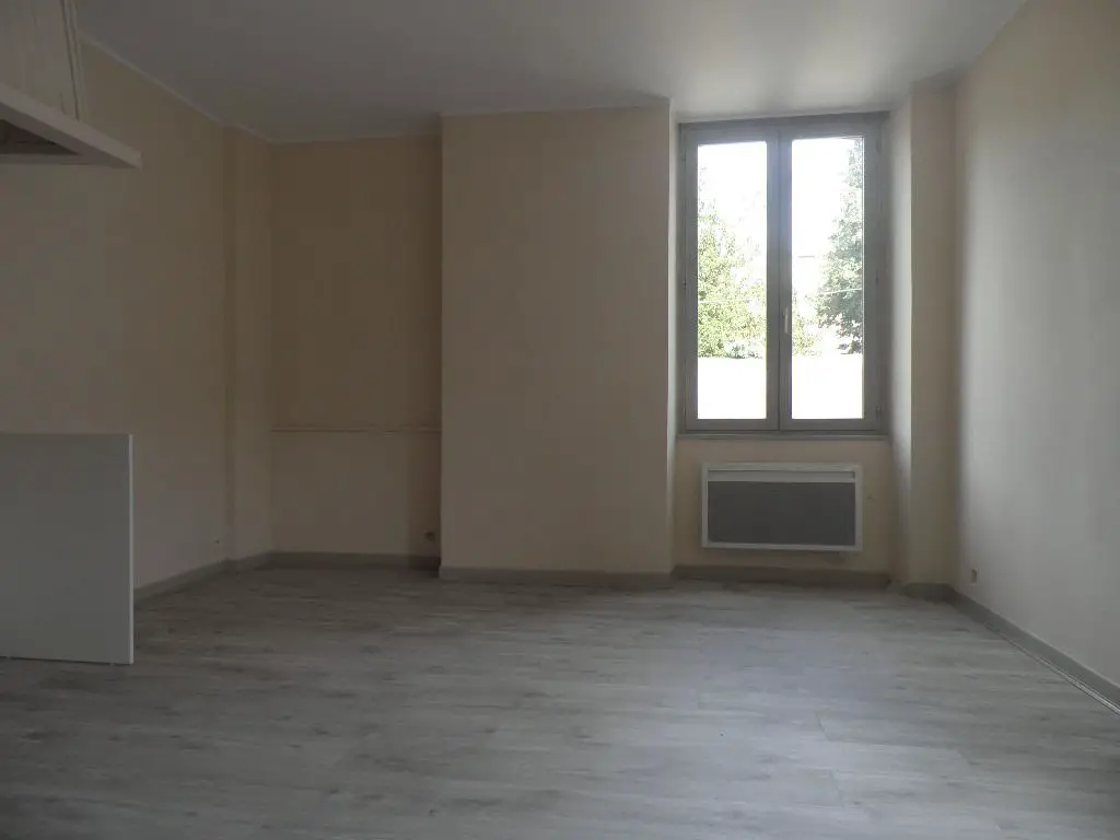 Location appartement 2 pièces 52 m2