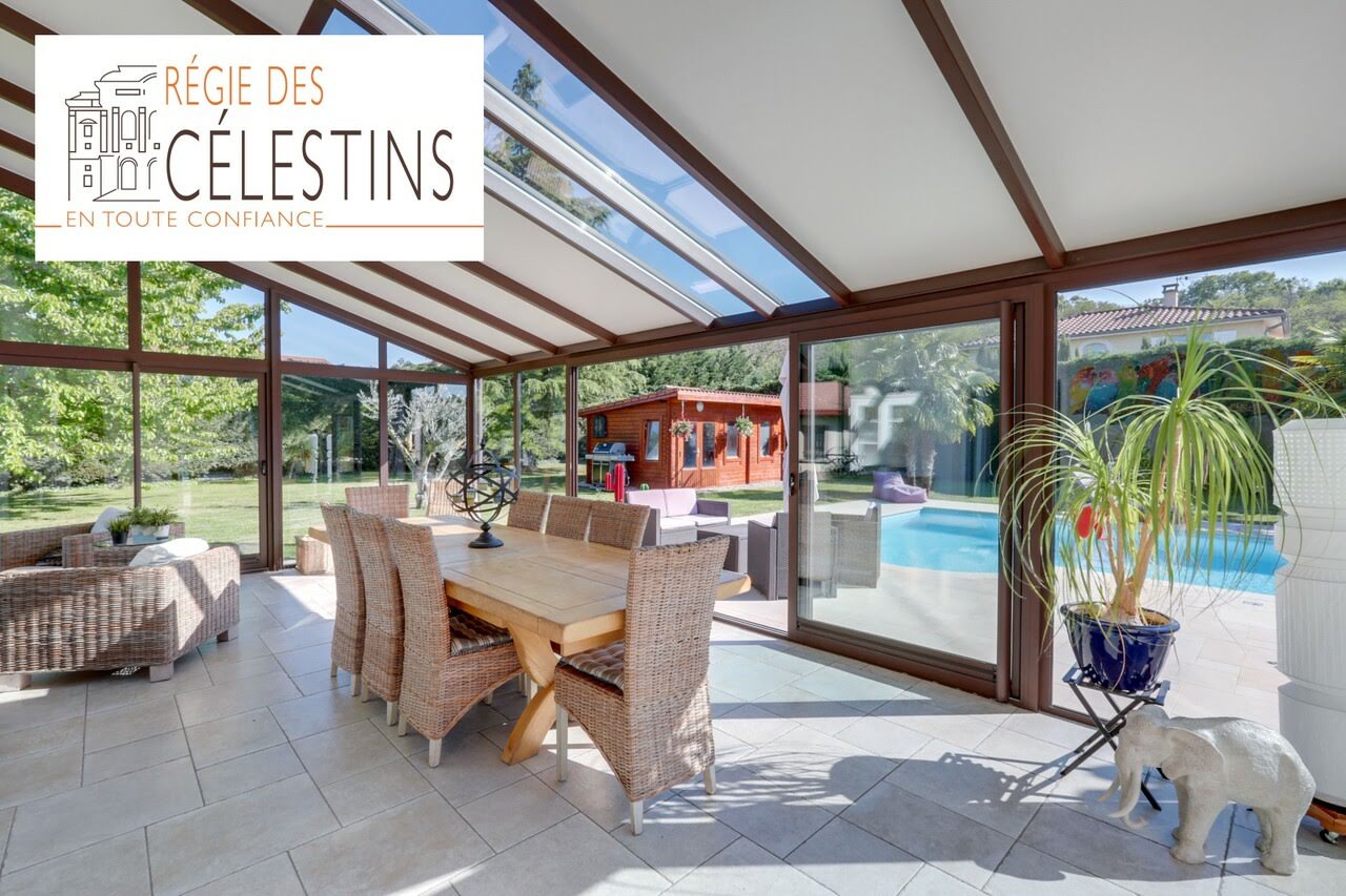 Vente villa 7 pièces 220 m2