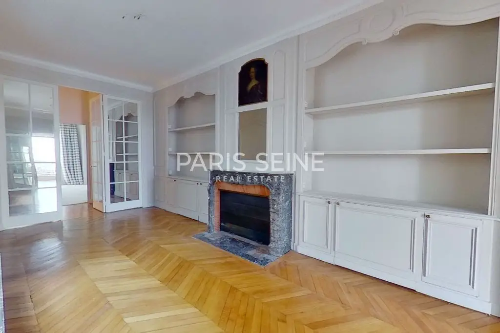 Location appartement 5 pièces 140,06 m2