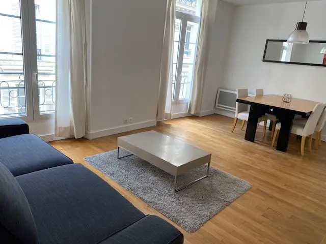 Location appartement meublé 3 pièces 61 m2