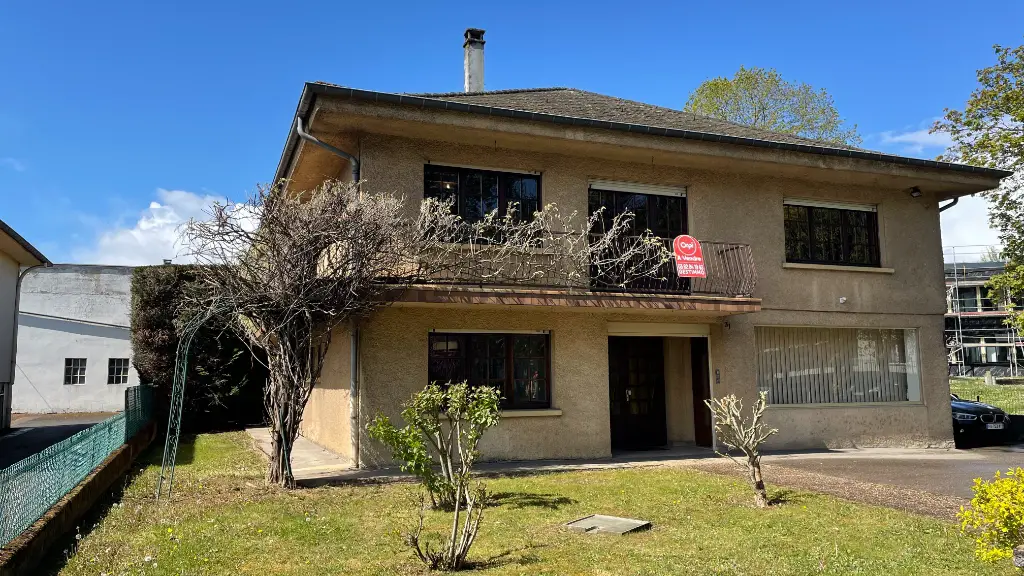 Vente maison 8 pièces 170 m2