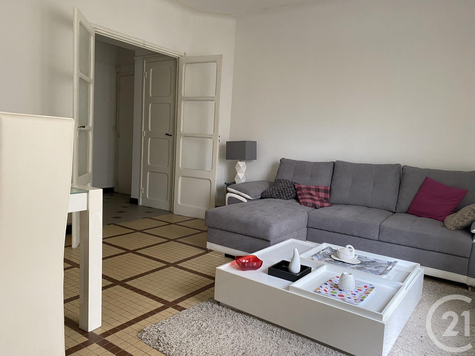 Location appartement meublé 2 pièces 47,71 m2