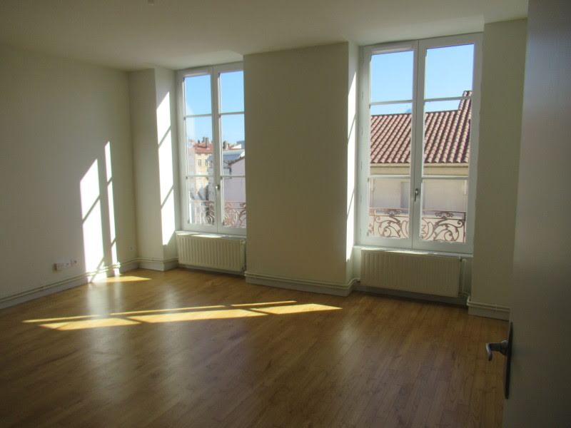 Location appartement 4 pièces 89,75 m2