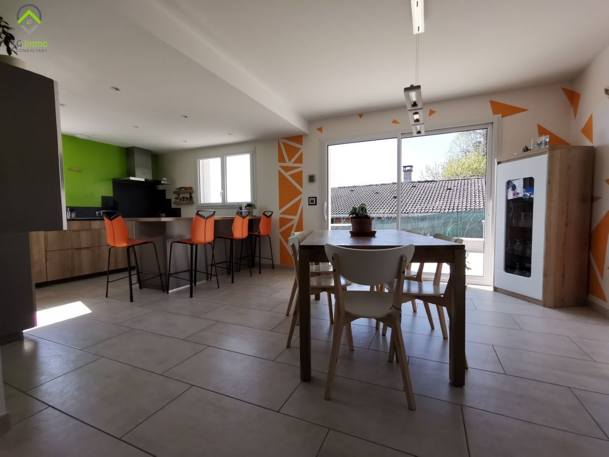 Vente maison 6 pièces 166 m2