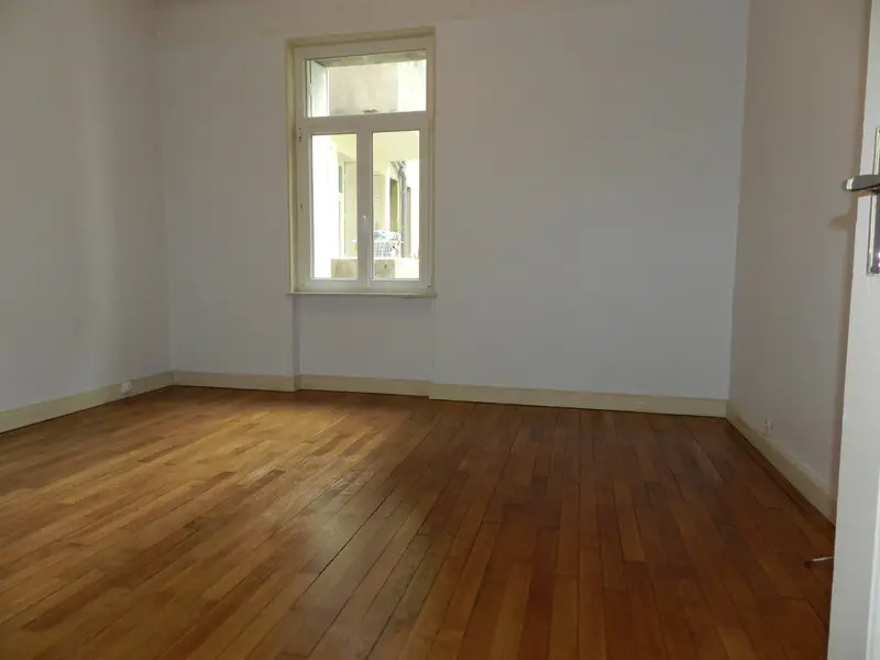 Location appartement 3 pièces 75 m2