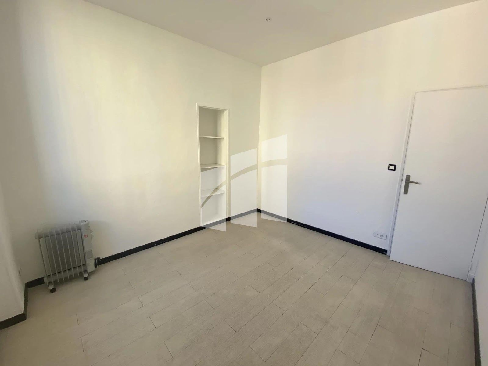 Location appartement 4 pièces 69 m2