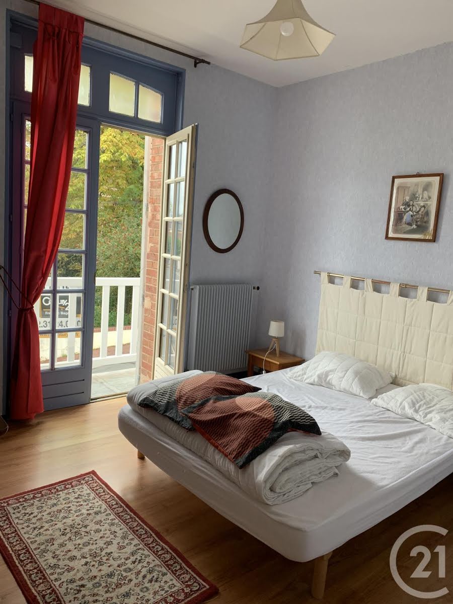 Location appartement meublé 3 pièces 45 m2