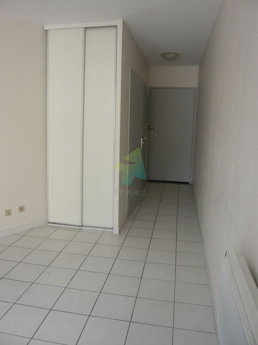Location appartement 2 pièces 31,11 m2