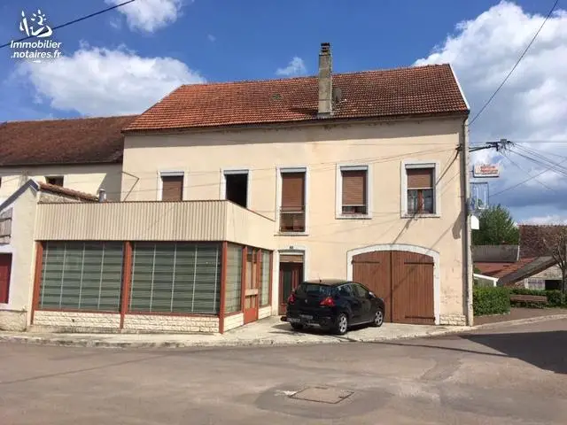 Vente maison 6 pièces 215 m2