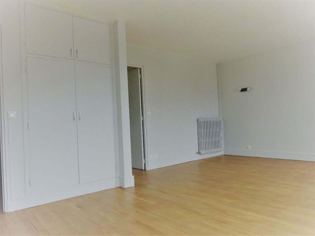 Location appartement 4 pièces 77,33 m2