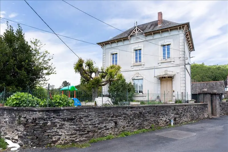 Vente maison 4 pièces 117 m2