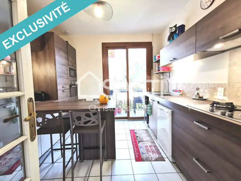 Vente villa 10 pièces 234 m2