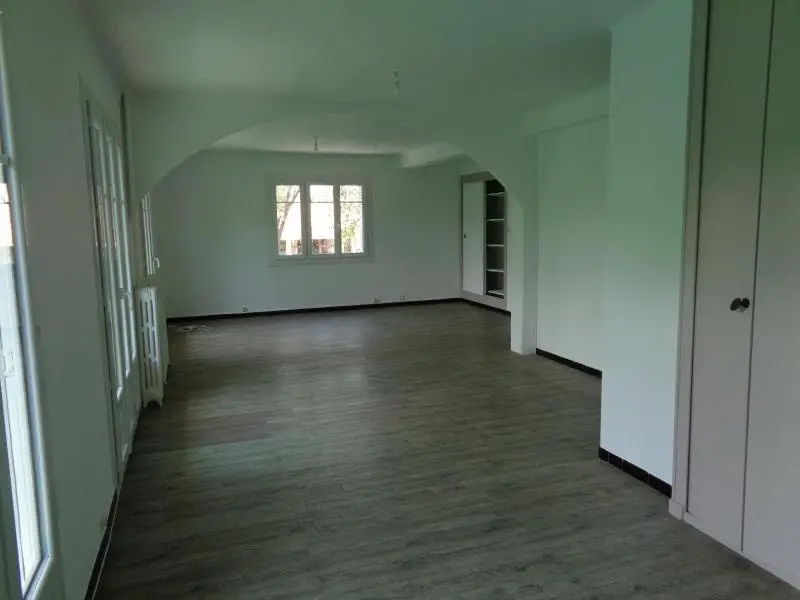 Location appartement 3 pièces 79,49 m2