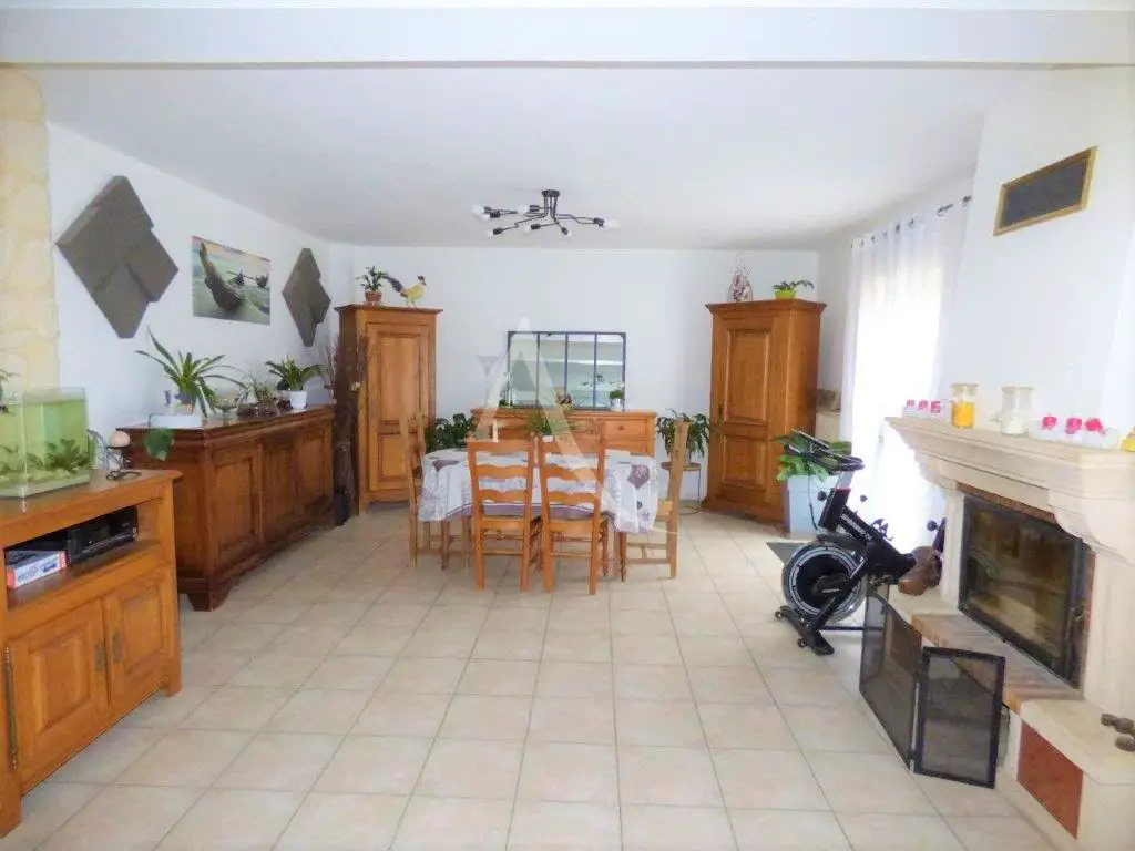 Vente maison 9 pièces 182,1 m2