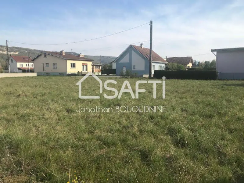 Vente terrain à bâtir 1 231 m2