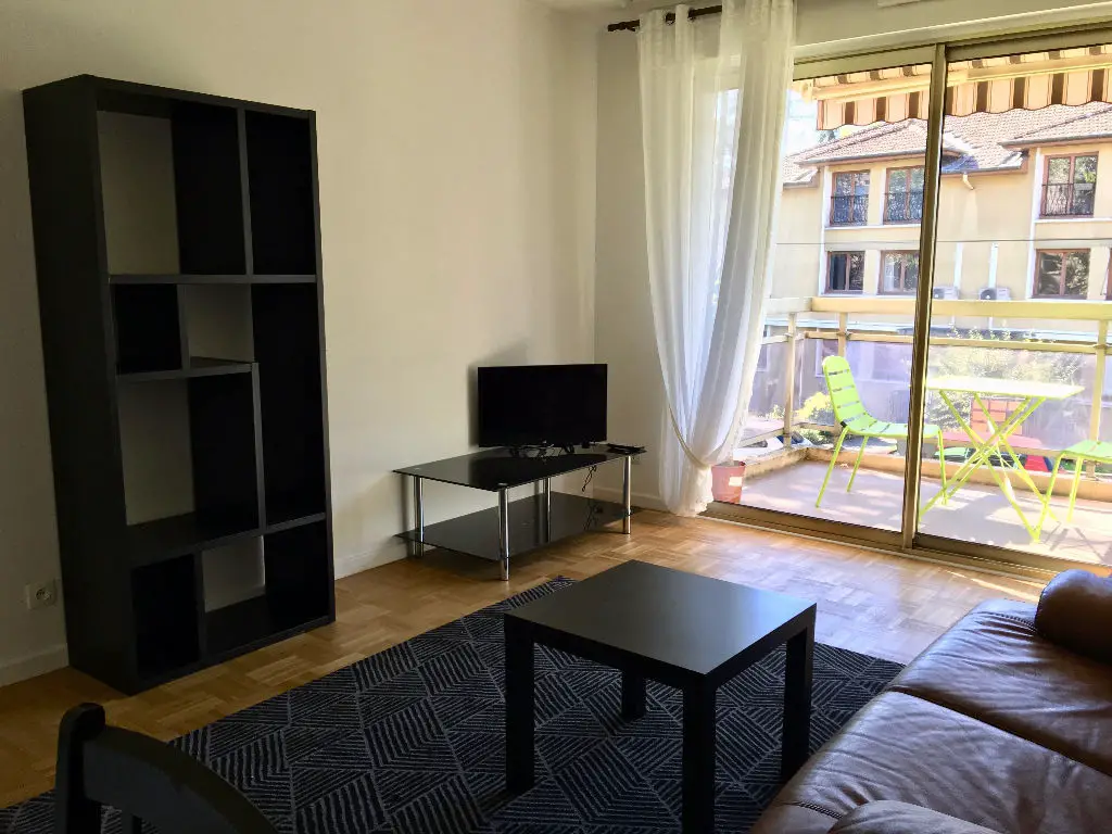 Location appartement 2 pièces 52,01 m2