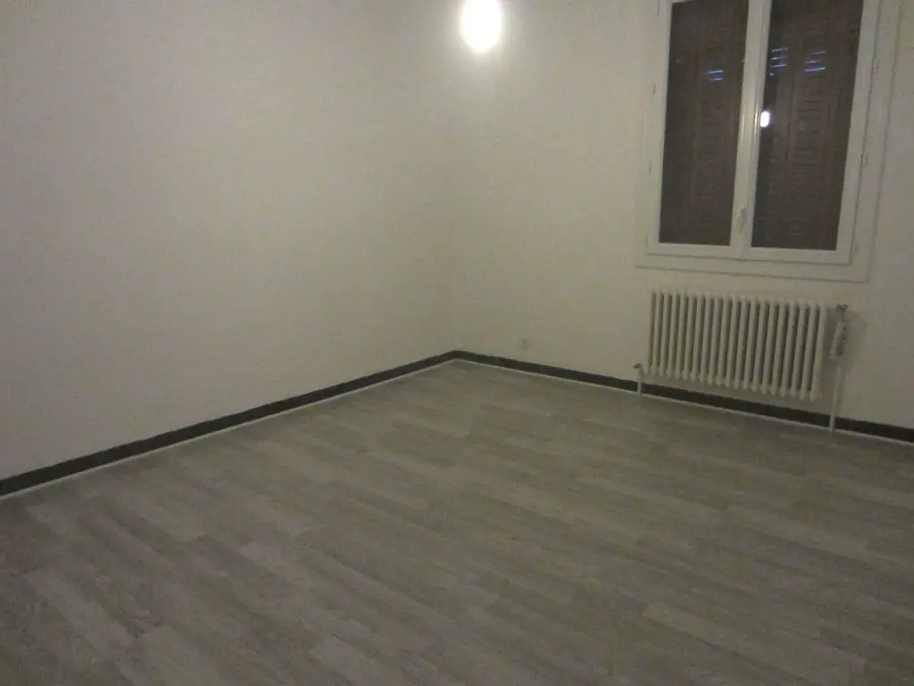 Location appartement 5 pièces 70 m2