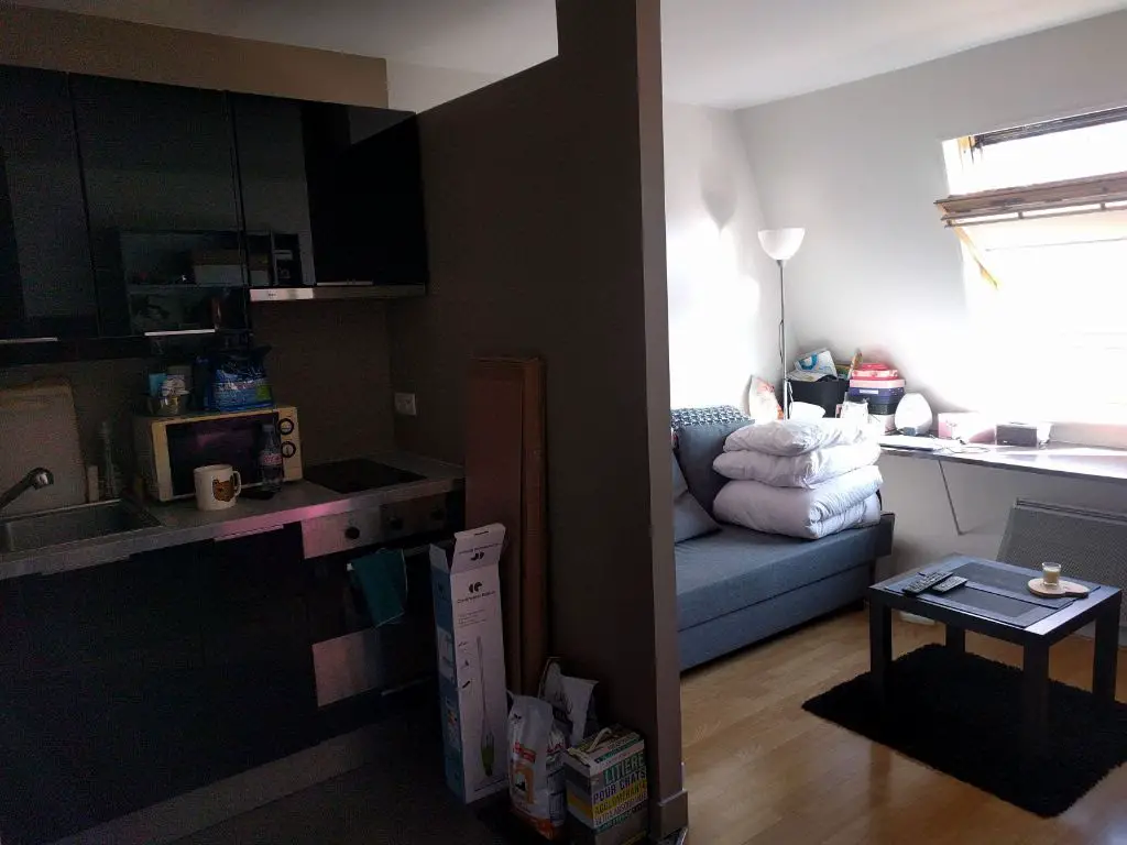 Location studio meublé 19,77 m2