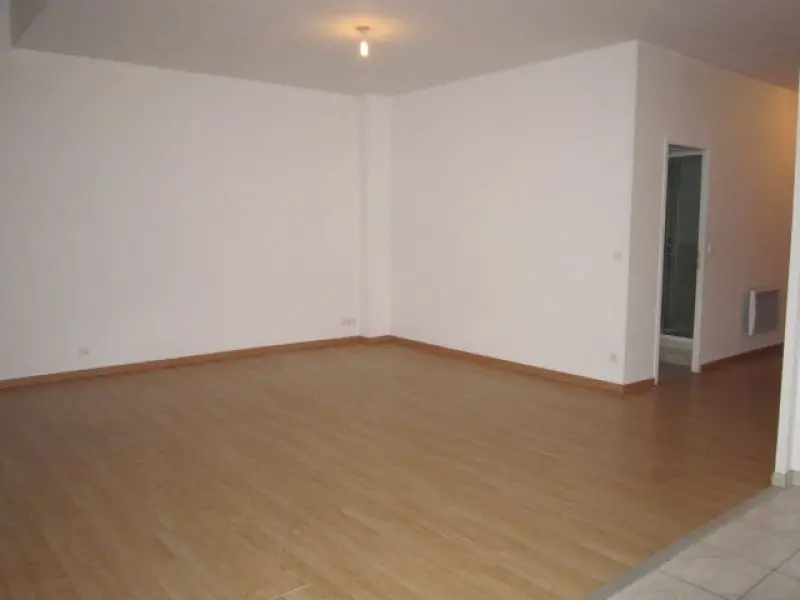 Location appartement 5 pièces 122,46 m2